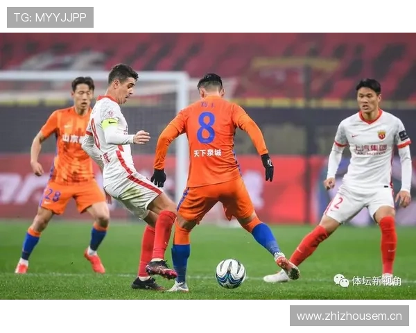 球队主力稳如泰山,替补表现波动对赛季稳定性面临考验 球队主力稳如泰山,替补表现波动对赛季稳定性面临考验