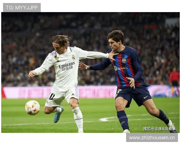 科瓦契奇 vs 贝林厄姆:技术流与冲击流中场风格对比分析 科瓦契奇 vs 贝林厄姆:技术流与冲击流中场风格对比分析